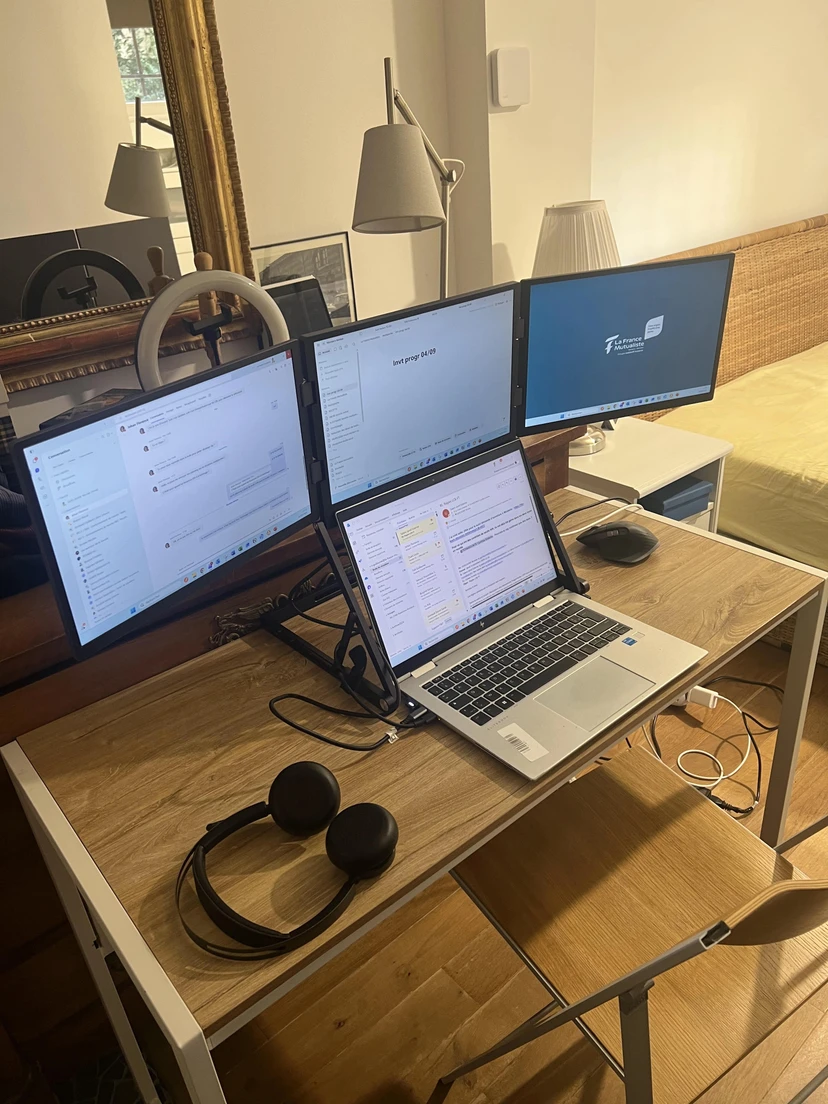 Clara V.'s setup